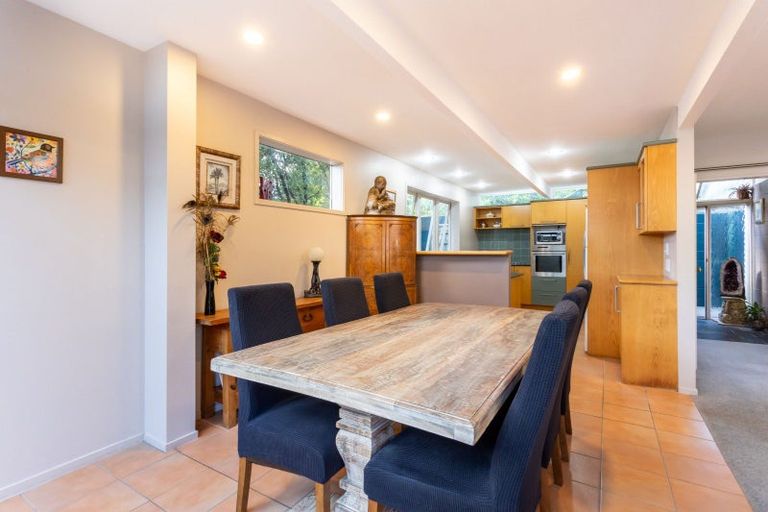 Photo of property in 6 Learmonth Avenue, Birkenhead, Auckland, 0626