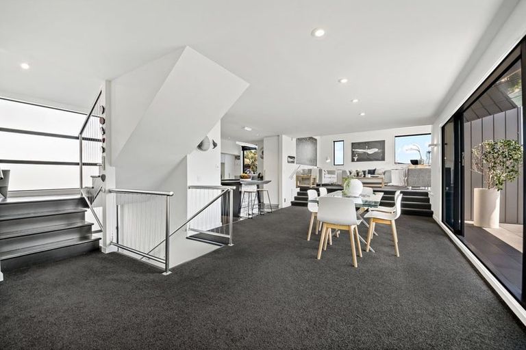 Photo of property in 1/58 The Parade, Bucklands Beach, Auckland, 2012