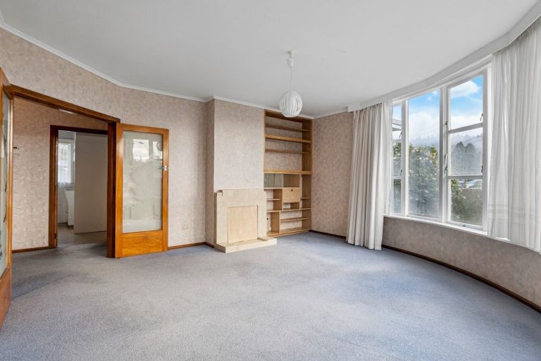 Photo of property in 4 Milton Street, Stokes Valley, Lower Hutt, 5019