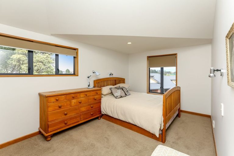 Photo of property in 96g Branch Road, Highlands Park, New Plymouth, 4312