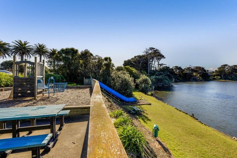 Photo of property in 6 Aytoun Street, Opunake, 4616