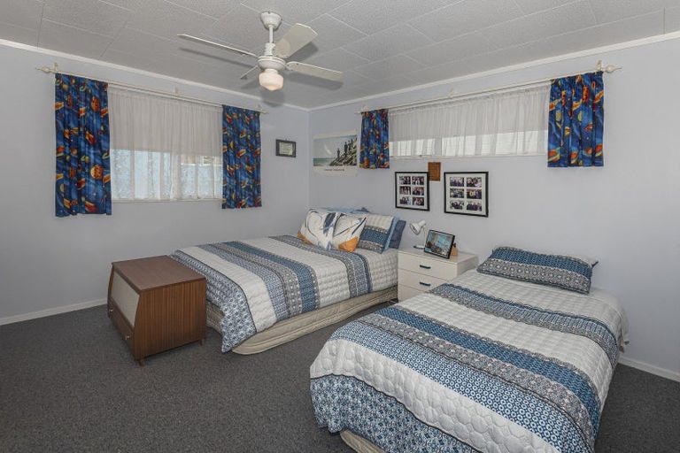 Photo of property in 1979 Ngunguru Road, Ngunguru, Whangarei, 0173