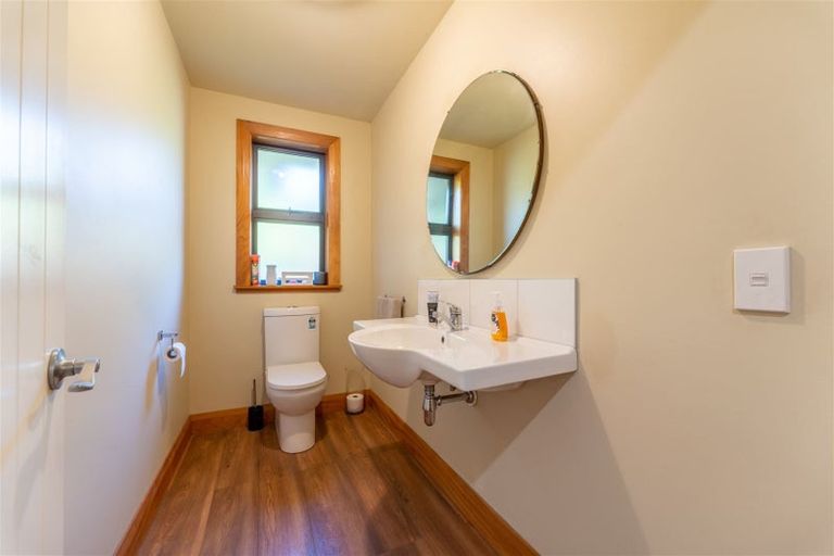 Photo of property in 18 Maclean Street, Glenavy, Waimate, 7980