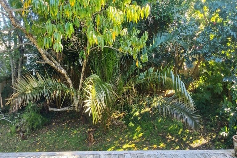 Photo of property in 13 Killarney Avenue, Torbay, Auckland, 0630