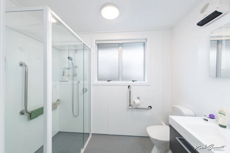 Photo of property in 2/22 Liverpool Street, Trentham, Upper Hutt, 5018