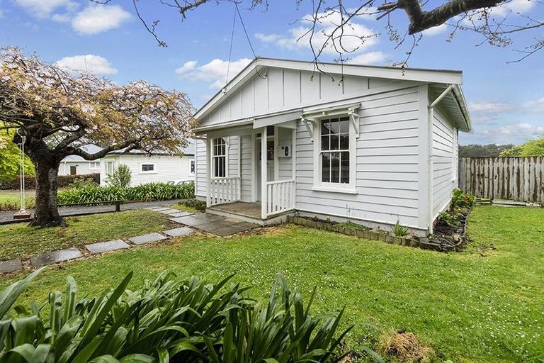 Photo of property in 22 Eynon Road, Morrinsville, 3300