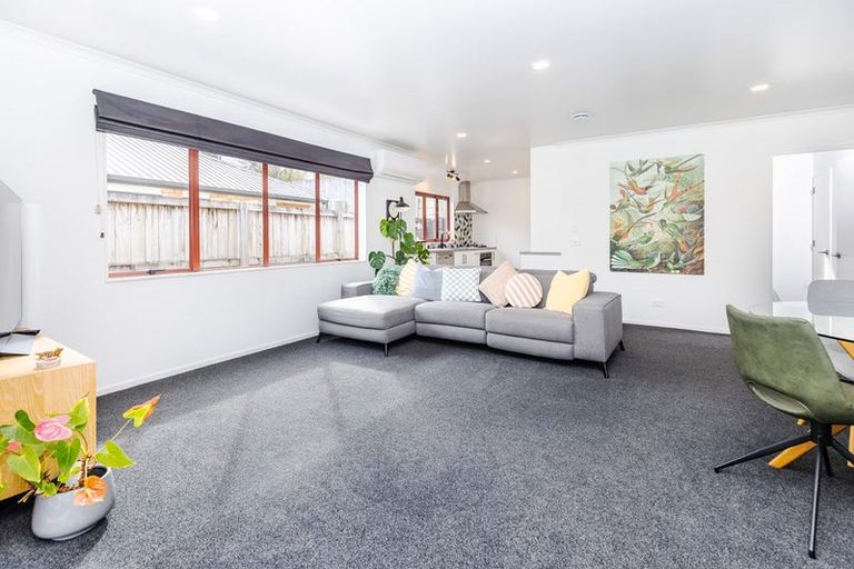 Photo of property in 83 Dixon Road, Glenview, Hamilton, 3206