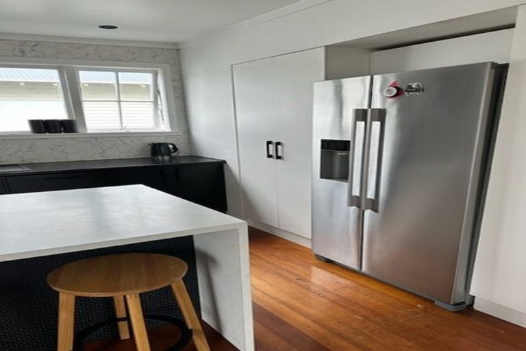 Photo of property in 14 Abbotts Way, Remuera, Auckland, 1050
