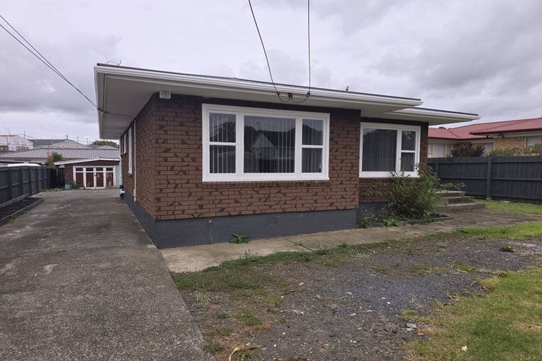 Photo of property in 6 Grebe Street, Manurewa, Auckland, 2102