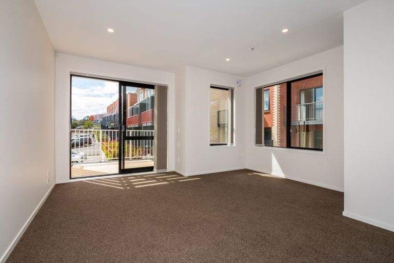 Photo of property in 43 Weir Crescent, Onerahi, Whangarei, 0110