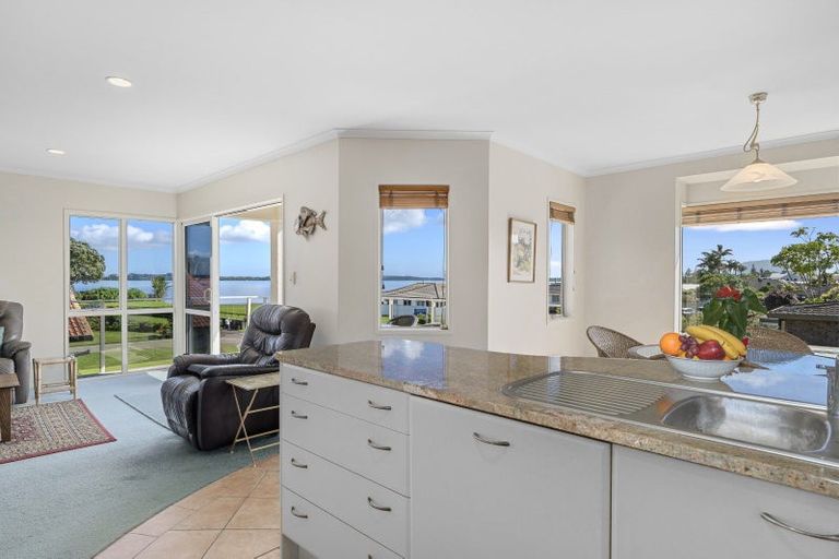 Photo of property in 24 Kiriwai Place, Matua, Tauranga, 3110