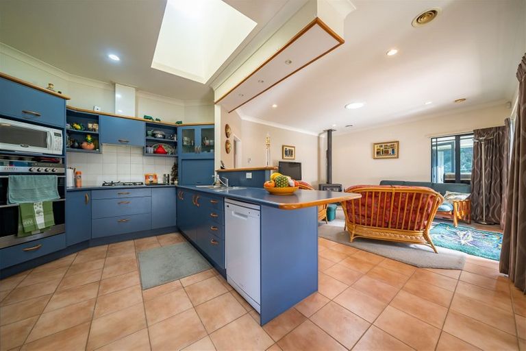 Photo of property in 77 Totara Park Road, Totara Park, Upper Hutt, 5018