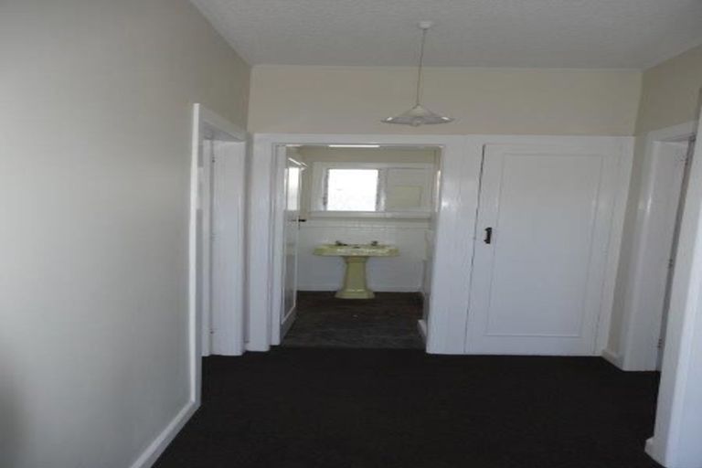 Photo of property in 130 Mackenzie Avenue, Woolston, Christchurch, 8023