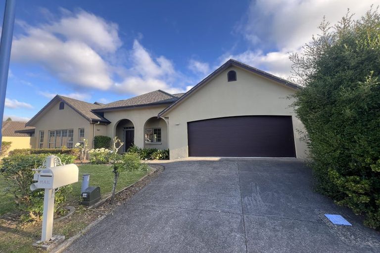 Photo of property in 15 Doneraille Place, Bethlehem, Tauranga, 3110