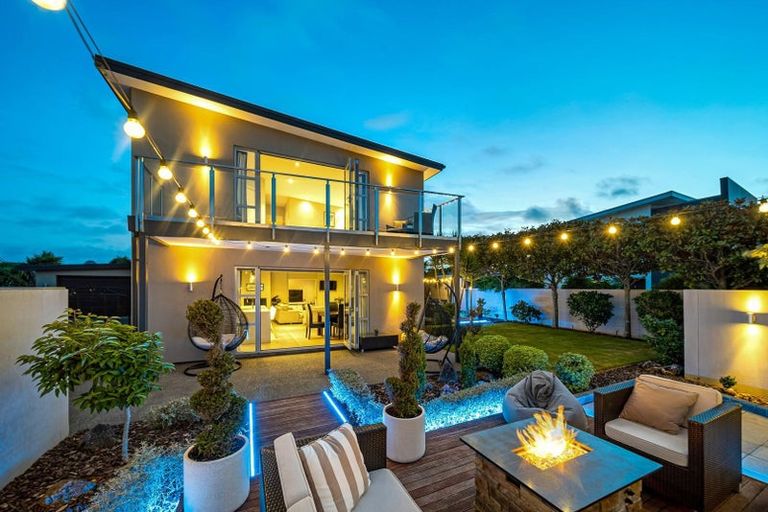 Photo of property in 83 Aston Drive, Waimairi Beach, Christchurch, 8083