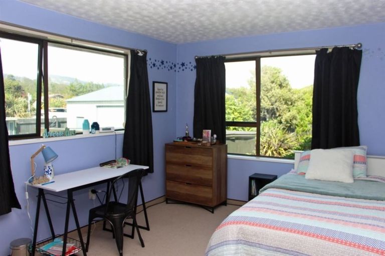 Photo of property in 3 Holland Street, Rapahoe, Greymouth, 7803
