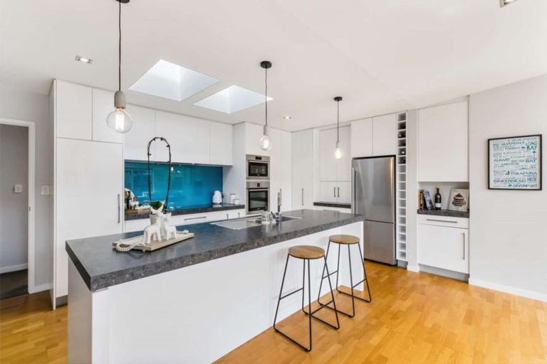 Photo of property in 29 Kahira Crescent, Papamoa Beach, Papamoa, 3118