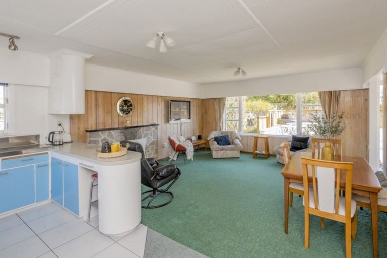 Photo of property in 25 Donovan Road, Paraparaumu Beach, Paraparaumu, 5032