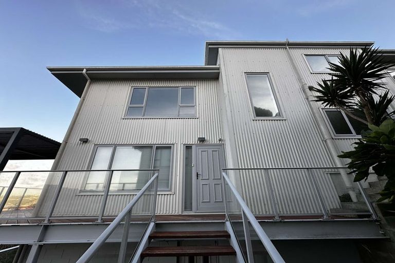 Photo of property in 165 Townsend Road, Miramar, Wellington, 6022