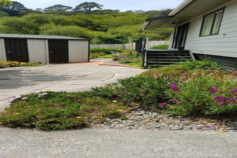 Photo of property in 90 Esmeralda Street, Welcome Bay, Tauranga, 3112