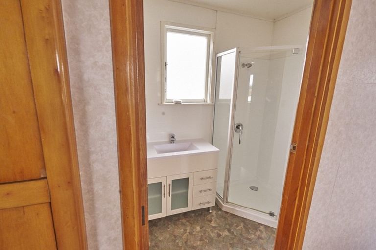 Photo of property in 24 Pompolona Street, Te Anau, 9600