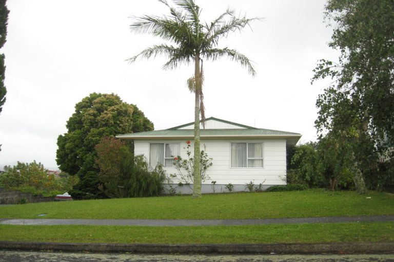 Photo of property in 30 West View Crescent, Onerahi, Whangarei, 0110