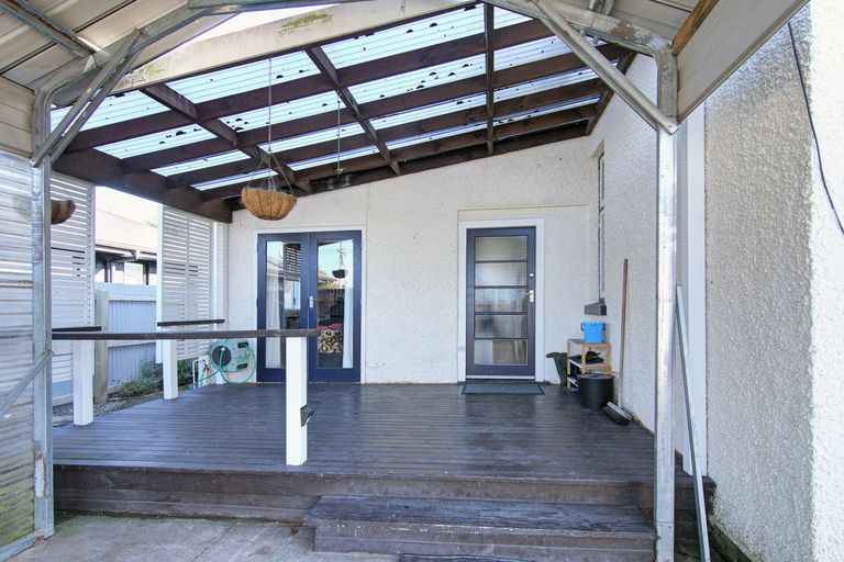 Photo of property in 1 Vivian Street, Solway, Masterton, 5810