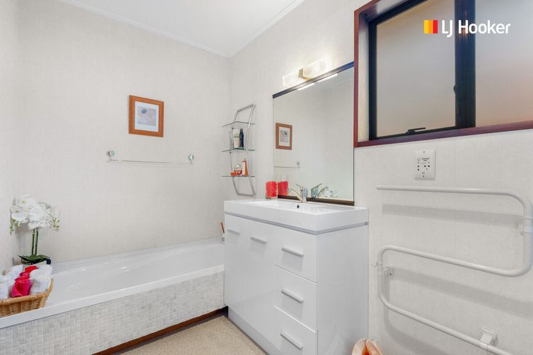 Photo of property in 60 Silverton Street, Andersons Bay, Dunedin, 9013