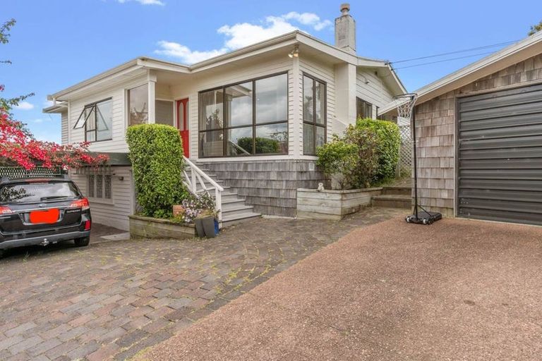 Photo of property in 3 Jutland Street, Mairangi Bay, Auckland, 0630