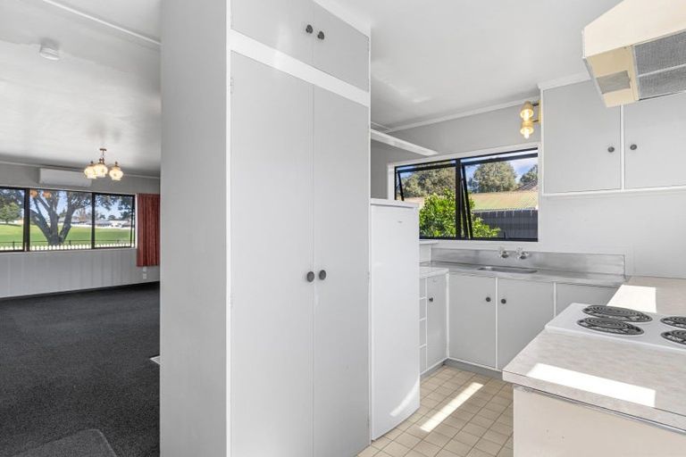 Photo of property in 27 Yatton Street, Parkvale, Tauranga, 3112