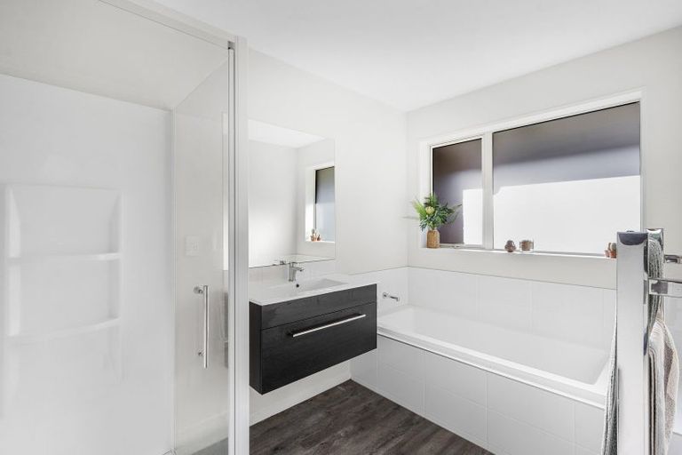 Photo of property in 32 Ridgeway Avenue, Rolleston, 7615