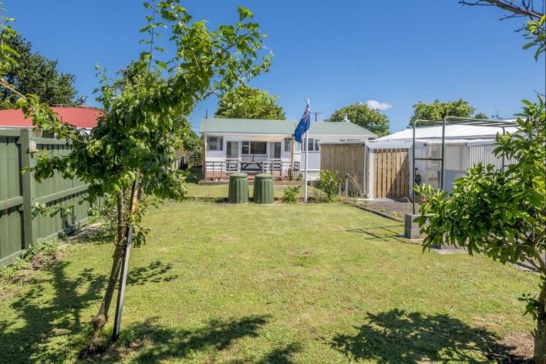 Photo of property in 15 Matai Street, Levin, 5510