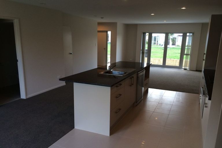 Photo of property in 64 Kuaka Drive, Takanini, 2112