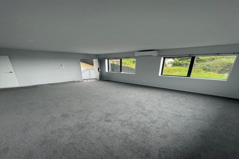 Photo of property in 262a Sturges Road, Henderson, Auckland, 0612