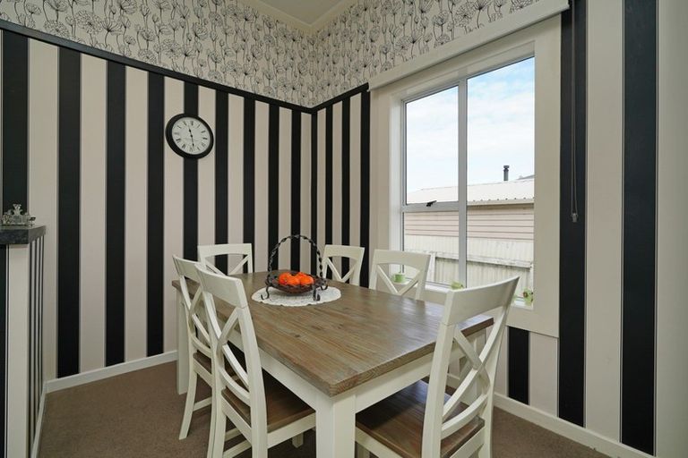 Photo of property in 73 Mitchell Street, Richmond, Invercargill, 9810