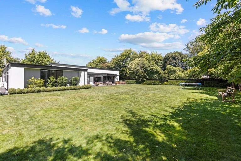 Photo of property in 7 Carnaby Close, St Albans, Christchurch, 8052