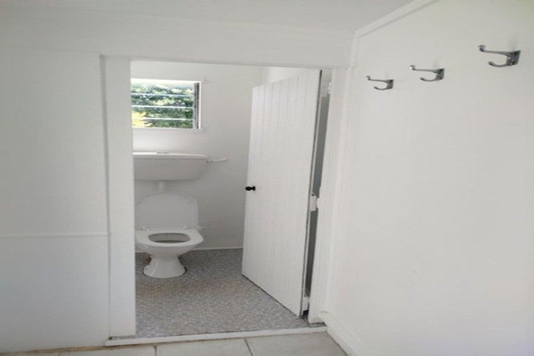 Photo of property in 17 Gormack Street, Balclutha, 9230