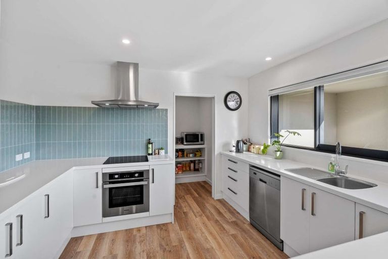 Photo of property in 2 Amur Crescent, Rolleston, 7615