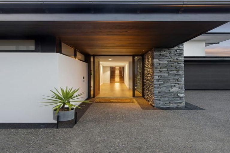 Photo of property in 17 Penhelig Place, Burnside, Christchurch, 8053