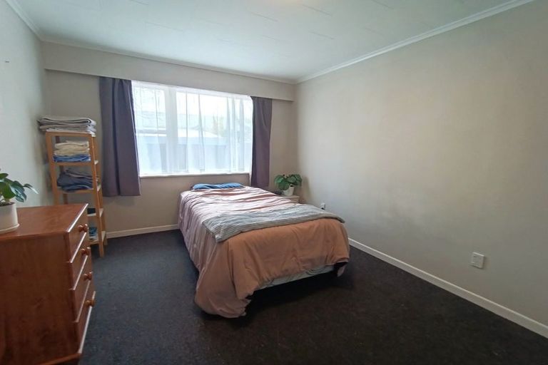 Photo of property in 3/11 Sutherland Avenue, Silverstream, Upper Hutt, 5019