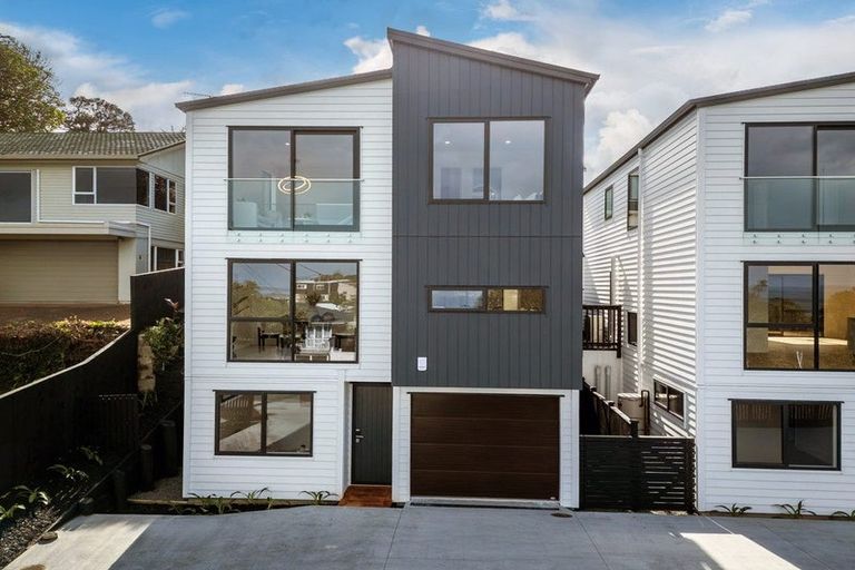 Photo of property in 12a Rewi Street, Torbay, Auckland, 0630