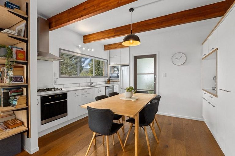 Photo of property in 5 Kotinga Avenue, Glen Eden, Auckland, 0602