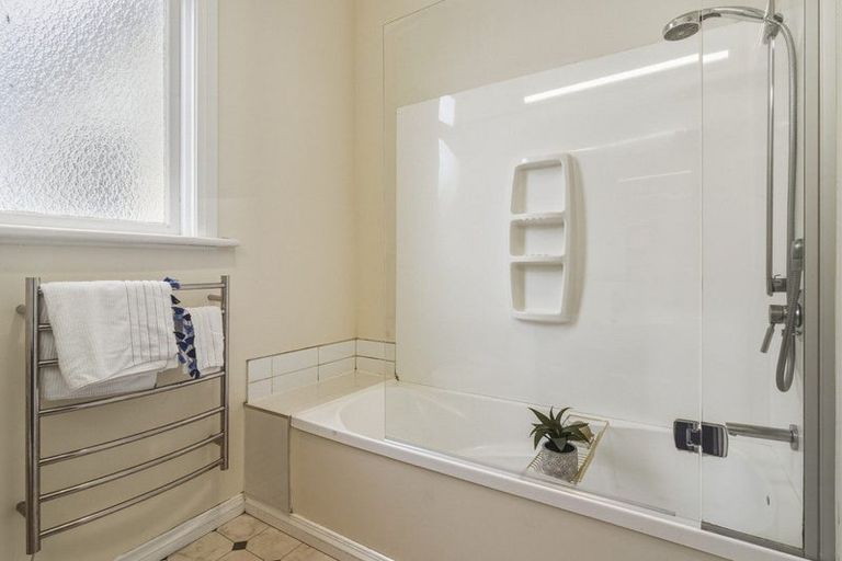 Photo of property in 742 Highgate, Maori Hill, Dunedin, 9010