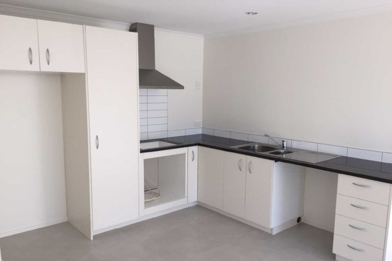 Photo of property in 11/46 Park Estate Road, Rosehill, Papakura, 2113