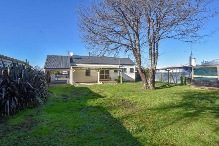 Photo of property in 16 Kupe Drive, Carterton, 5713