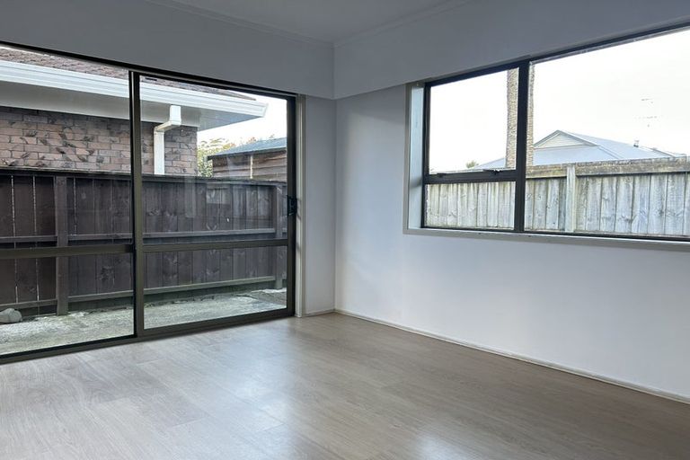 Photo of property in 2/34 Wallace Road, Papatoetoe, Auckland, 2025