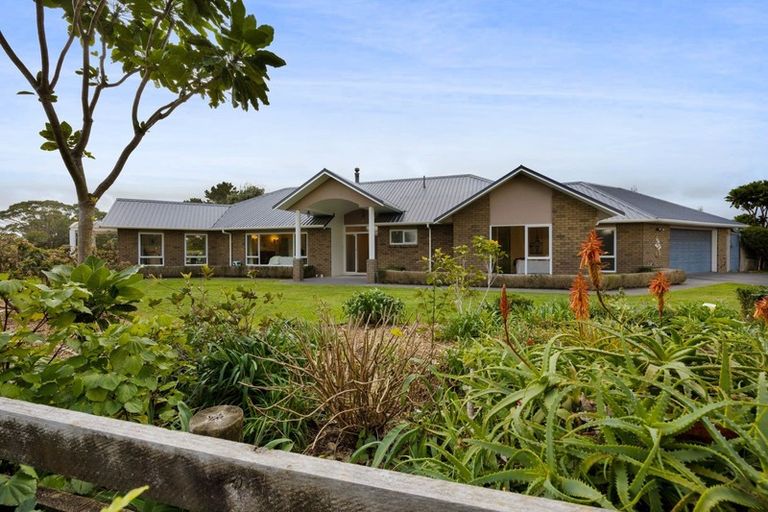 Photo of property in 625 Frankley Road, Hurworth, New Plymouth, 4371