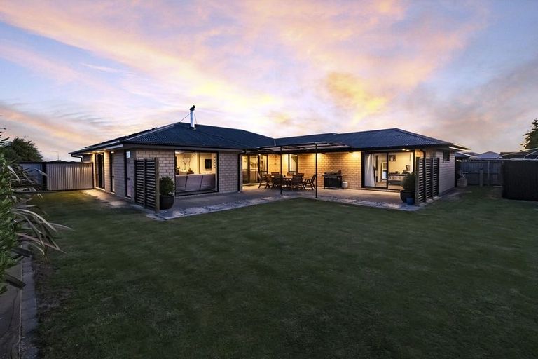 Photo of property in 13 Cressy Place, Darfield, 7510