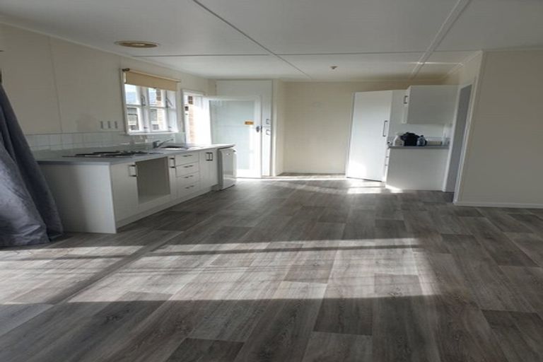 Photo of property in 1 Alice Place, Levin, 5510