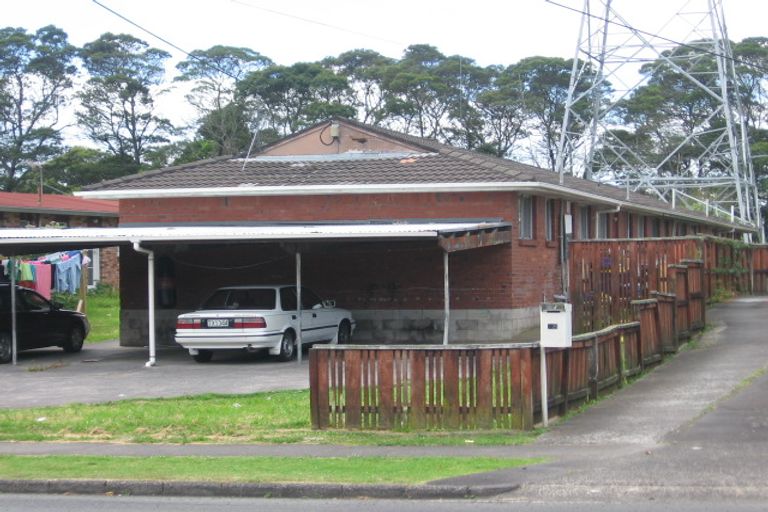 Photo of property in 3/76 Portage Road, New Lynn, Auckland, 0600